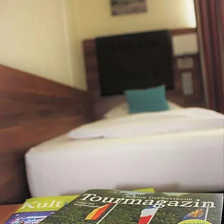 מלון Germersheimer Hof 3*